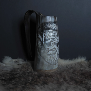 Jarra de Cuerno de 500 ml, Nuevo Diseño, Jarra de Cuerno Natural de Vaca, Jarra de Vino Vikinga Más Vendida para Uso en Hoteles, Fiestas y el Hogar - Product Image 1