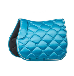 Tapis de selle d'équitation sur mesure de haute qualité avec voile anti-mouches assorti, ensemble de tapis de selle de couleur coordonnée - Product Image 3