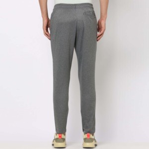 Pantalon de survêtement gris en coton pour homme Falcon Enterprises, taille élastique, poches latérales, décontracté, respirant, mi-lourd, tricoté - Product Image 4