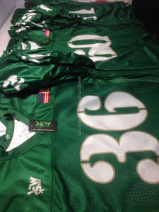 Camiseta de Fútbol Americano Sublimada con Paneles Ventilados Diseñada para Equipos Universitarios, Aspecto Profesional Único, Secado Rápido Plus - Product Image 6