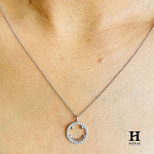 Pendentif Smiley Moderne Pavé de Diamants, Collier en Or 14K, Fabricant de Bijoux de Luxe - Product Image 1