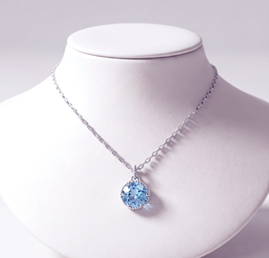 Colgante solitario de plata 925 con topacio azul, collar clásico para mujer para uso diario. - Product Image 3