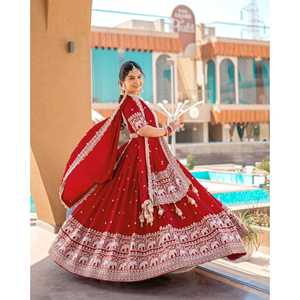 Ropa y accesorios musulmanes tradicionales de diseñador Hermoso trabajo de bordado Lehenga Choli - Product Image 4