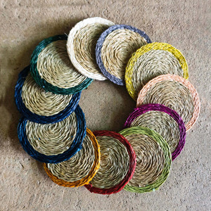 <b>Set</b> of <b>4</b> Handmade <b>Round</b> Seagrass Woven Coaster Placemats OEM Eco-Friendly Coaster <b>set</b> <b>Table</b> Decor Made in Vietnam HNH Craft - Product Image 1