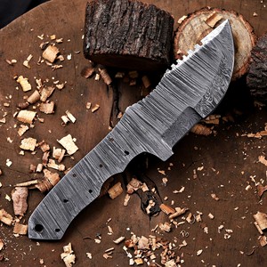 Cuchillo de Caza Nórdico de Acero de Damasco con Hoja Entera y Funda Scount, 10 Pulgadas, Kit OEM/ODM - Product Image 5