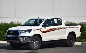 Toyota Hilux Pickup Usada 2020, Volante a la Izquierda, Automática, Turbo, Tracción Total, Asientos de Cuero, Rines Ligeros R18, Motor 6.1-8L, 300-400 CV, 6 Velocidades, Euro VI, Cámara Trasera - Product Image 1