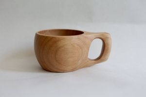 Mug à café et à thé en bois d'olivier nordique artisanal avec poignée, vaisselle écologique réutilisable pour la maison et le camping - Product Image 5