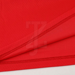 Uniforme de basket-ball en polyester, tissu léger et respirant, idéal pour les mouvements rapides et les matchs intenses - Product Image 4