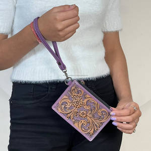 Cartera de Muñeca de Cuero Genuino Morado con Diseño Floral Hecho a Mano, Elegante Portamonedas y Tarjetero para Uso Diario - ¡Gran Venta! - Product Image 2
