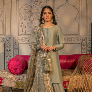 Robe de mariée de créateur pakistanais, tenue de mariée, ensembles Gharara, robe Sharara, Gharara en mousseline, best-seller 2025 - Product Image 2