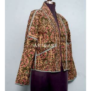 Chaqueta Kantha de Lujo con Estampado Floral, 100% Algodón, Detalle de Botones, Transpirable, Ecológica, Ropa Festiva de Invierno, Elegante para Mujer - Product Image 4