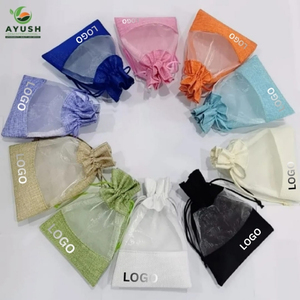Sac en jute personnalisé en gros, coloré, avec double cordon en coton et fenêtre en PVC pour emballage de savon et cadeaux - Product Image 1