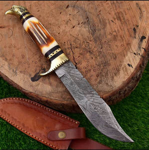 Nouvelle édition de couteau de chasse artisanal en acier Damas de 12 pouces avec manche en os de chameau gravé, couteau Bowie en acier Damas forgé à la main - Product Image 3