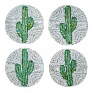 Ensemble de sous-verre design pomme de pin de haute qualité de 4 sous-verres pour boisson sous-verre perlé rond pour table à manger et décor de table basse - Product Image 4