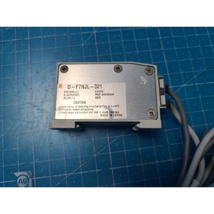 Interruptor Automático de Estado Sólido SMC D-F7NJL-321, Usado, Piezas de Equipos Semiconductores Legados - Product Image 2