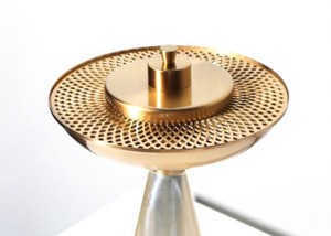 Quemador de incienso de lujo dorado Bakhoor Mabkhara de metal y resina, quemador de incienso Oud árabe Majmar, soporte decorativo para fragancias del hogar - Product Image 2
