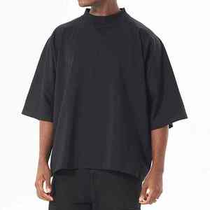 Camiseta Negra Extra Grande para Hombre con Estampado de Personajes de Anime, Manga Corta, Cuello Redondo, Estilo Urbano, Corte Ajustado de Jersey de Algodón - Product Image 1