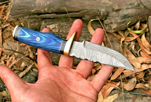 Cuchillo de Caza de Acero de Damasco Personalizado OEM, Cuchillo de Supervivencia de Hoja Fija para Bushcraft con Mango de Madera Azul y Funda de Cuero, Venta al por Mayor - Product Image 2