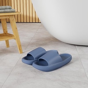Claquettes en mousse personnalisées pour hommes et femmes, légères et douces - Product Image 4