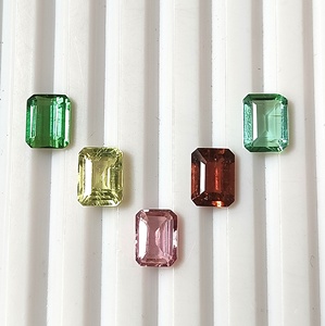 Lot de 5 pierres précieuses en tourmaline zambienne calibrée, taille émeraude, multicolores pastel, 100 % naturelles, 8x6 mm, 7,85 carats - Product Image 3