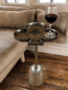 Mesa Auxiliar Metálica Vintage Inspirada en Diseños Retro, Sin embargo Perfecta para Arreglos de Estilo de Vida Moderno - Product Image 2