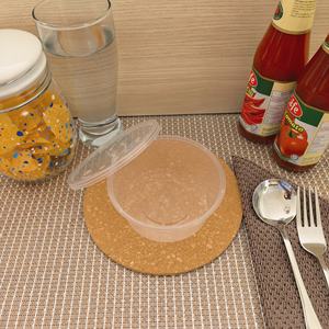 ฝาปิดภาชนะใส่อาหารขนาด 12 ออนซ์ ผลิตจากพลาสติก PP เกรดอาหาร เป็นมิตรต่อสิ่งแวดล้อม ปราศจากสาร BPA ใช้กับเครื่องล้างจานได้ ใช้กับไมโครเวฟได้ ใช้กับช่องแช่แข็งได้ รีไซเคิลได้ ย่อยสลายได้ ดีไซน์ทันสมัย เหมาะสำหรับอาหารแบบนำกลับบ้าน - Product Image 1