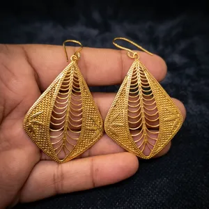 Boucles d'oreilles en laiton pur pour femmes – Fabricant de bijoux de mode faits à la main sur mesure - Product Image 3