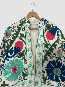 Chaqueta Bomber Bohemia Tejida con Cierre Frontal, Largo Regular, Transpirable para Invierno y Otoño, Estilo Étnico Artesanal de Jaipur - Product Image 4