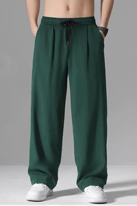 Pantalon de survêtement pour homme, vert foncé, taille élastique, plissé, décontracté, en polyester mi-lourd, séchage rapide, couleur unie, style automne - Product Image 2