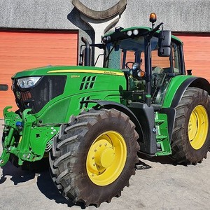 Tracteur John Deere 6115M 4x4 à vendre / Tracteur multifonctionnel de 155 CV avec climatisation et cabine entièrement fonctionnel et prêt à être expédié - Product Image 5