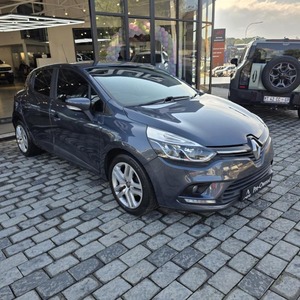 Premium para Clio Compact Hatchback, Auto de Bajo Consumo, Construcción de Aluminio, Acero y Plástico, OEM/ODM, Cabina Confortable, Moderno - Product Image 1