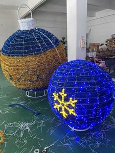 Nuevo adorno <span class=keywords><strong>luces</strong></span> de bola de arco gigante para centros comerciales al aire libre impermeable <span class=keywords><strong>Navidad</strong></span> 3D LED marco de alambre hecho a mano <span class=keywords><strong>luces</strong></span> con motivos grandes - Product Image 4