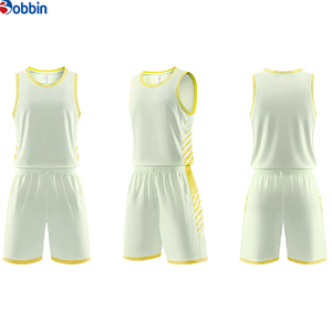 Uniforme de Baloncesto Personalizado de Alta Calidad, Transpirable, en Varios Colores, con Camiseta y Pantalones Cortos Sublimados - Product Image 6