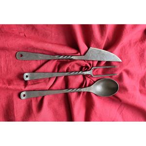 ชุดช้อนส้อมมีดเหล็กโบราณทำมือ Jexmoo สไตล์ยุคกลาง เหล็กกล้าคาร์บอนสูง ชุดอาหารเย็นตีขึ้นรูปด้วยมือ-ของขวัญสำหรับเชฟ - Product Image 3