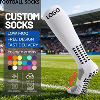 Chaussettes de football personnalisées à forte valeur ajoutée Chaussettes à prise en main d'usine Chaussettes antidérapantes