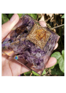 Pirámide de Orgonita de Amatista Hecha a Mano de Alta Calidad, Estilo Pirámide, Decoración Energética Curativa para el Hogar y la Oficina - Product Image 2