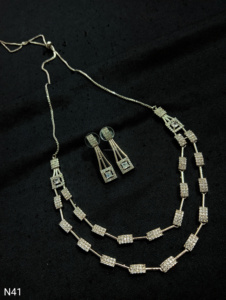 Ensemble de bijoux de mariée en diamant américain classique Collier et boucles d'oreilles en deux pièces pour mariage Style classique à la mode - Product Image 3