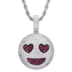 Colgante de Diamantes Premium Estilo Hip Hop, Chapado en Oro Blanco sobre Plata, con Diseño de Piedras Brillantes, para Hombres y Mujeres, a la Moda - Product Image 1