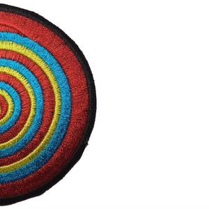 Meilleures ventes : Patchs brodés tissés en tissu chenille PVC 3D en forme de cœur, appliqués pour chapeaux, qualité supérieure du Pakistan - Product Image 6