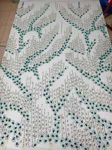 Tissu en dentelle de tulle brodé de strass et de perles lourdes, motif floral, élégant et luxueux, écologique, traditionnel, 5 yards - Product Image 3