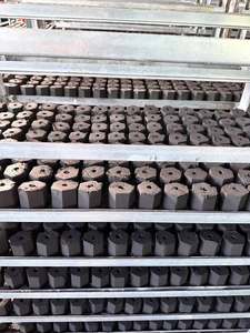 Charbon de bois naturel noir de haute qualité (bois dur) en morceaux, durée de combustion prolongée de 4 à 5 heures, 75-85% de carbone fixe, 7000-8000 - Product Image 4