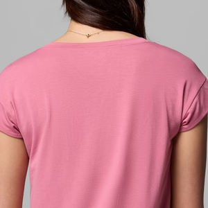 T-shirt décontracté pour femme en polyester respirant et doux avec logo personnalisé, col en V, toucher doux, haut léger pour femme - Product Image 6