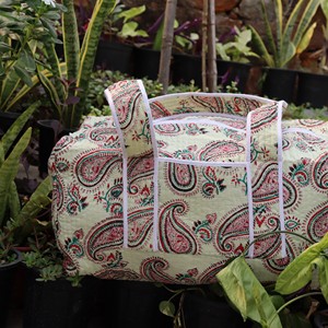 Sac de voyage matelassé à motif Paisley, grande capacité, sac de week-end pour femme, sac à bandoulière en textile avec fermeture à glissière - Product Image 6