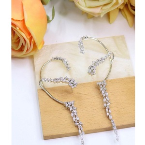 Pendientes de Plata de Primera Calidad con Circonitas para Mujeres y Niñas - Ideales para Bodas y Fiestas Tradicionales - Product Image 2