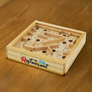Juego de Mesa de Laberinto de Madera con Bola Metálica Plateada, Rompecabezas de Equilibrio para Entretenimiento en el Hogar - Product Image 2