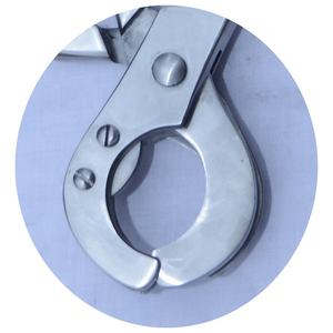 Émasculateur Reimer de style blanc en acier inoxydable, outil de castration réutilisable, instrument vétérinaire - Product Image 2