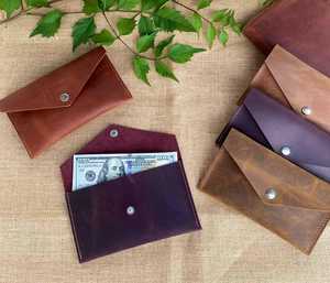 Cartera de Cuero de Exquisita Artesanía, Delgada y Larga, Tipo Sobre, con Monedero, Porta Tarjetas y Ranuras para Monedas - Product Image 3