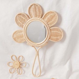Miroir à main en bois avec pétales, joli miroir à main en rotin avec motif floral, prix compétitif - Product Image 2