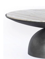 Table basse finie antique en aluminium fait à la main d'excellente qualité en métal avec dessus en marbre Table de décoration de la maison meubles de fantaisie