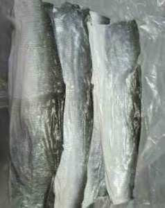 Pescado Pangasius (Bagre) Desmenuzado y Frito, 100% Natural y Alto en Proteínas, Aperitivo Marino de Vietnam, Bolsa con 12 Meses de Duración - Product Image 1